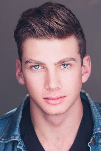 Noah Gaynor photo 2