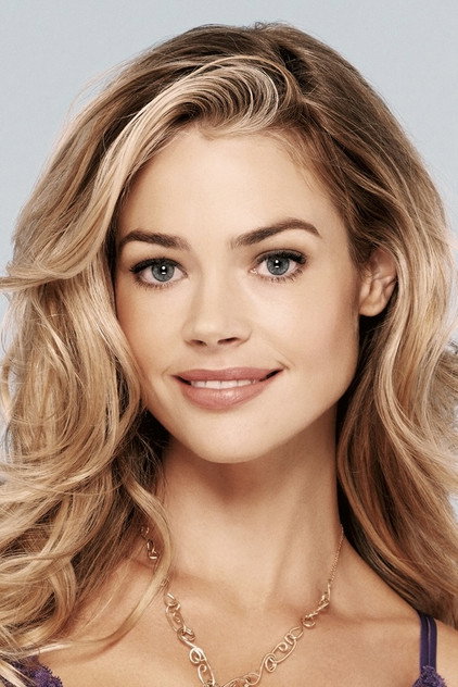 Denise Richards - 16