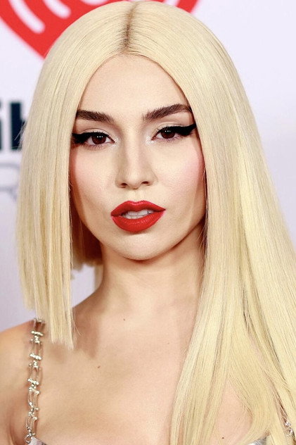 Ava Max photo 5