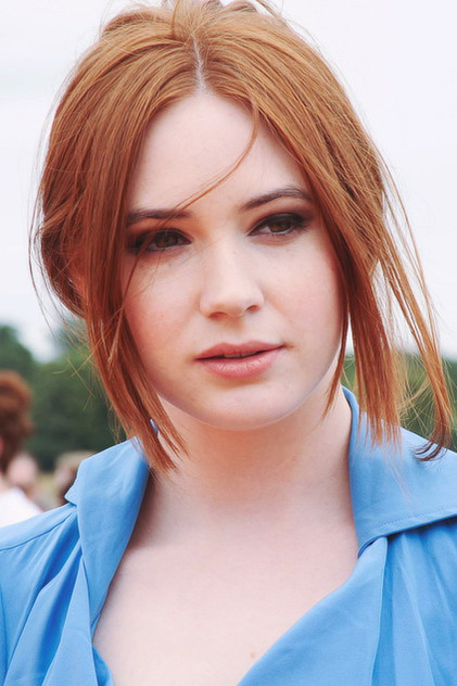 Karen Gillan - 6