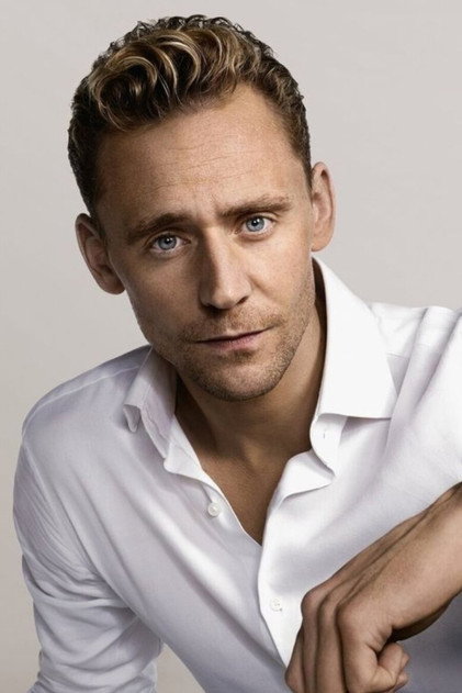 Tom Hiddleston - 14