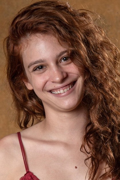 Lara Tremouroux photo 4