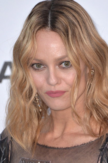Vanessa Paradis - 4