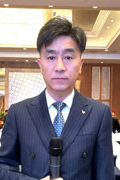 李滨