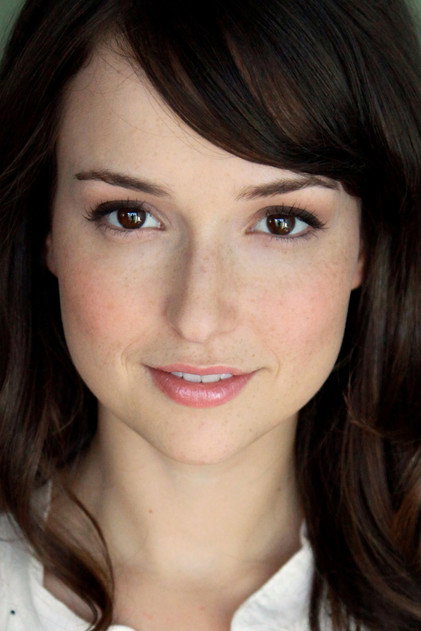 Milana Vayntrub - 10