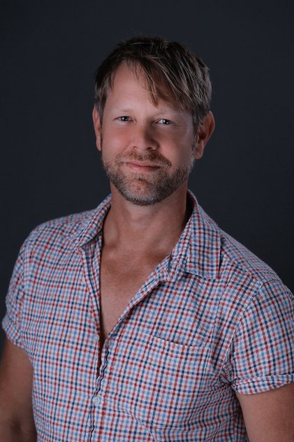 Аватар персоны Christopher Amos