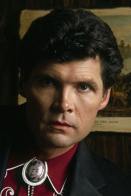Everett McGill - 5