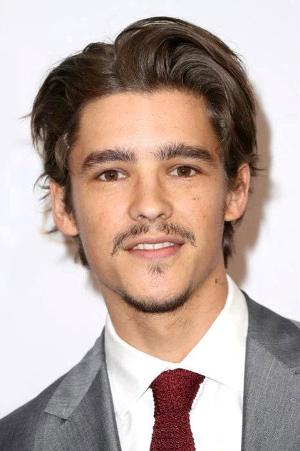 Brenton Thwaites - 5