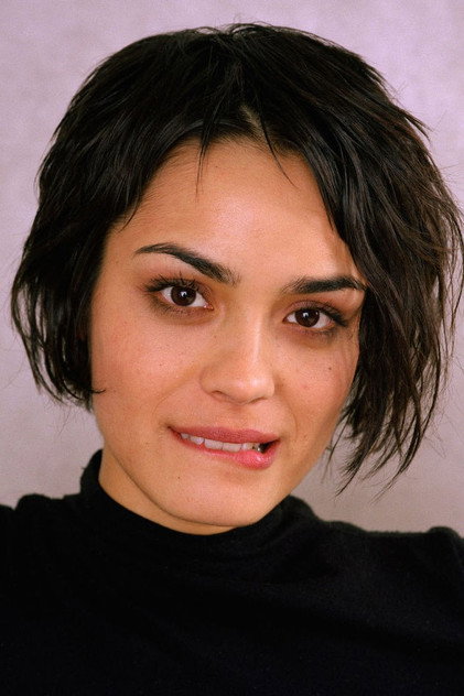 Shannyn Sossamon - 7