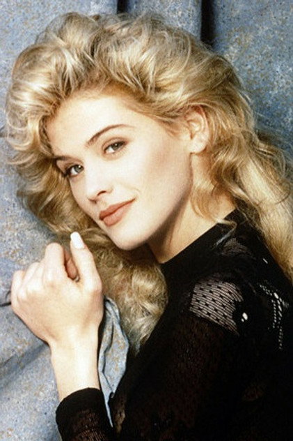 Kristy Swanson - 10