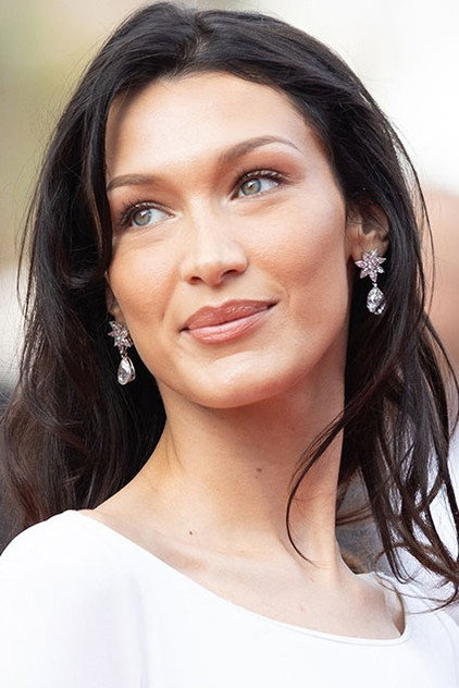 Bella Hadid - 16