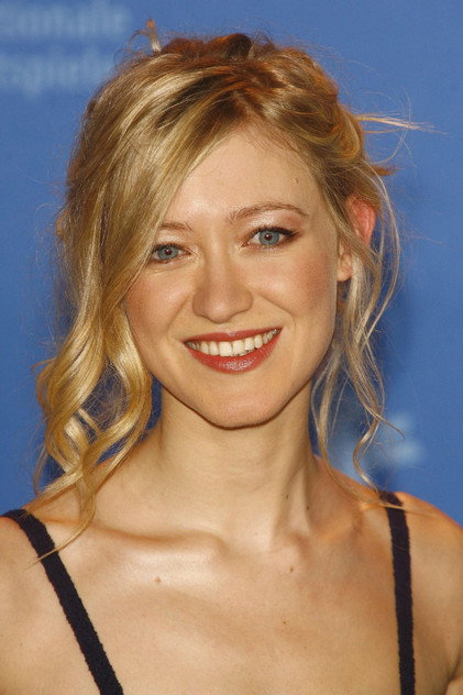 Siobhan Hewlett - 5