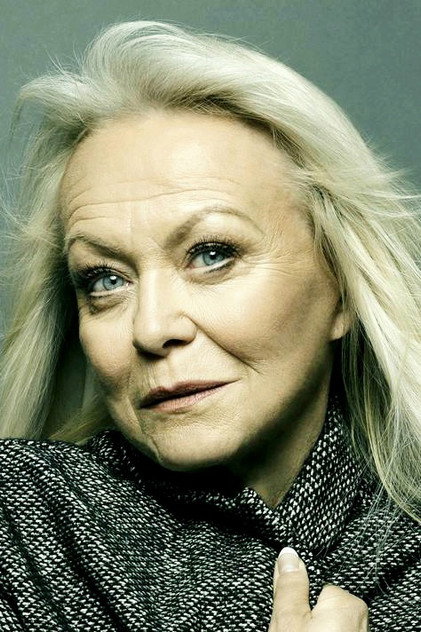 Jacki Weaver - 4