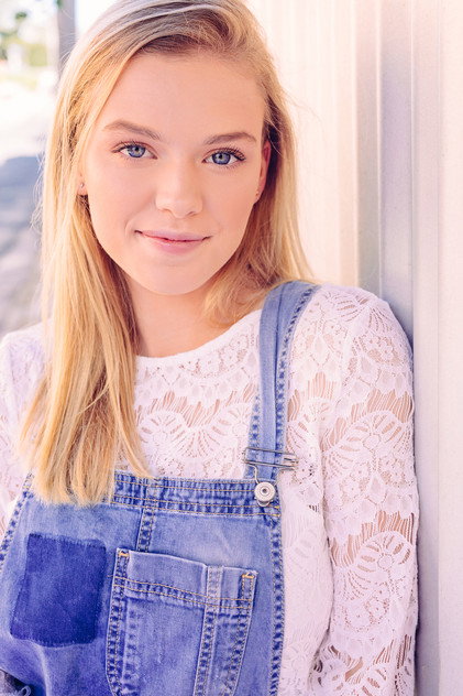 Gabi Sproule photo 4