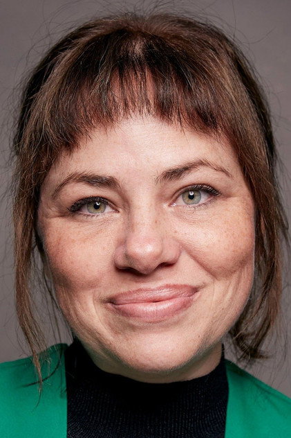 Karine Teles photo 7