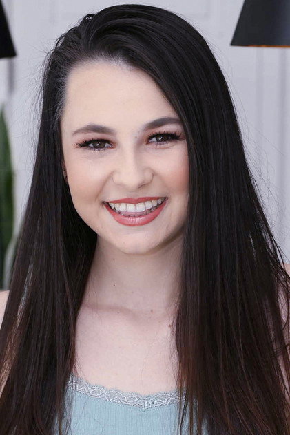 Liz Jordan photo 3