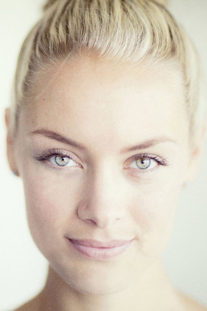 Rachel Skarsten - 5