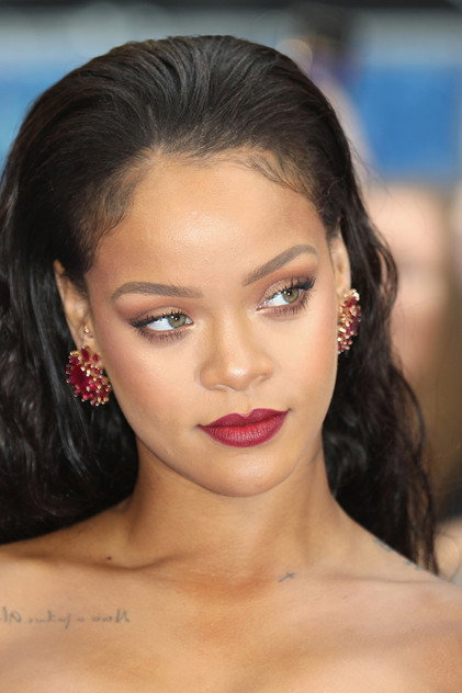 Rihanna - 9