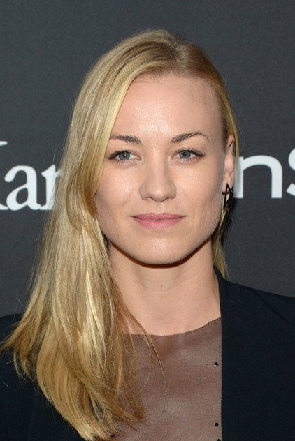 Yvonne Strahovski - 12