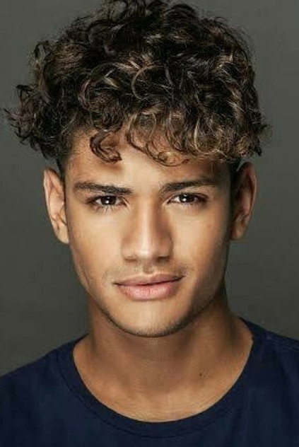 Gabriel Santana photo 4