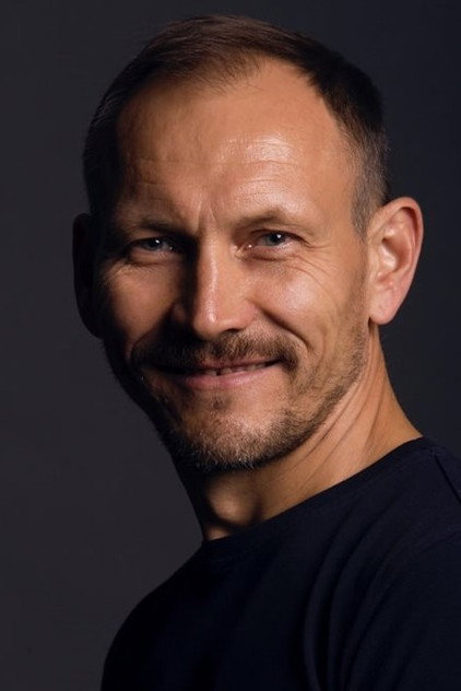 Peter Nikolas photo 3