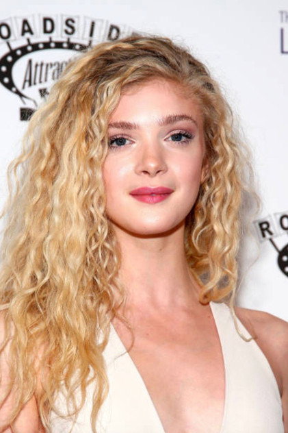 Elena Kampouris - 4