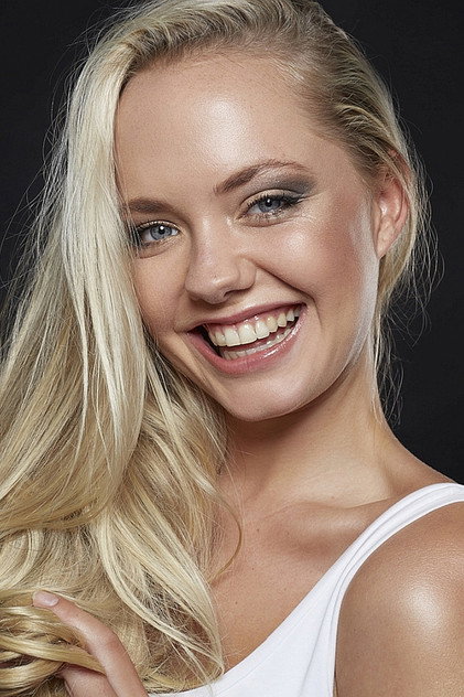 Ashley de Lange - 4