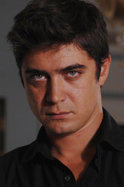 Riccardo Scamarcio - 8