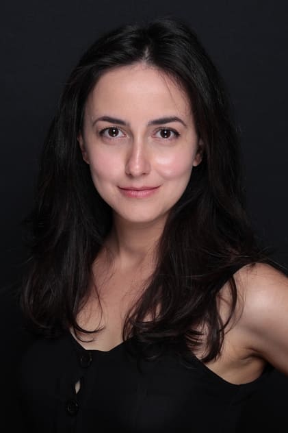 Аватар персоны Ezgi Ay