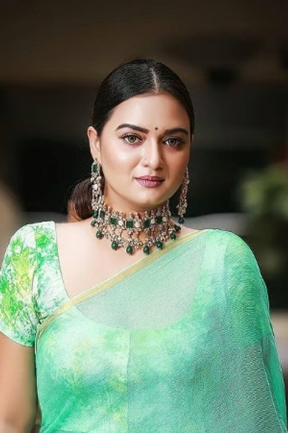 Nazira Mou