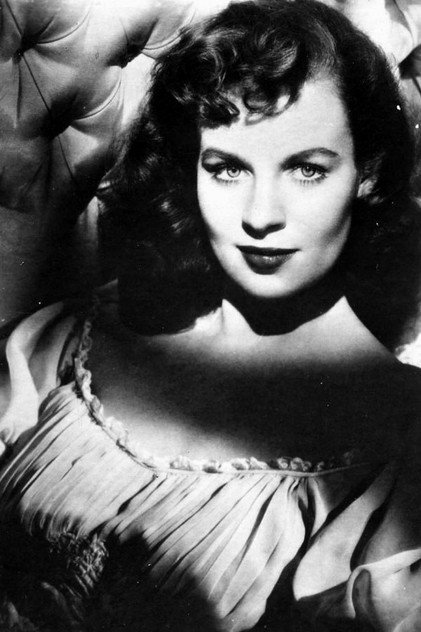 Helena Carter - 6