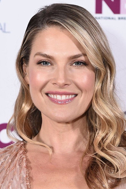 Ali Larter - 14