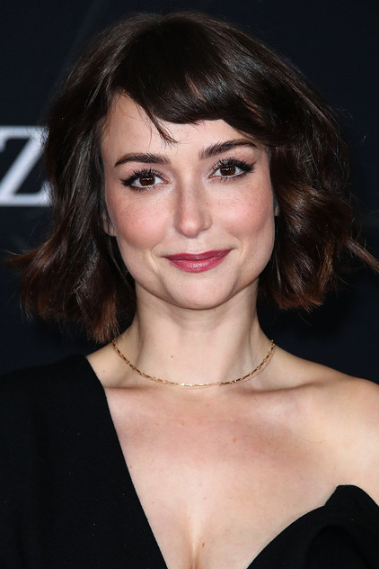 Milana Vayntrub - 16