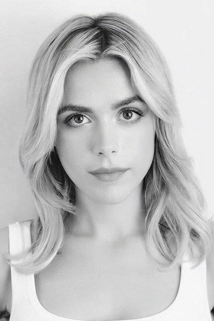 Kiernan Shipka - 12