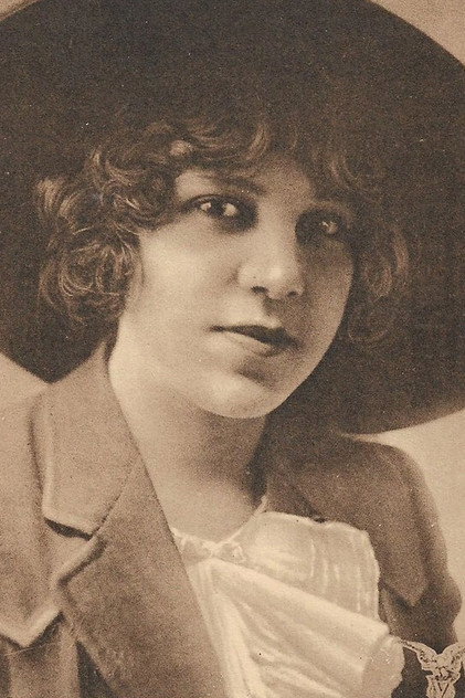 Lillian Christy photo 2