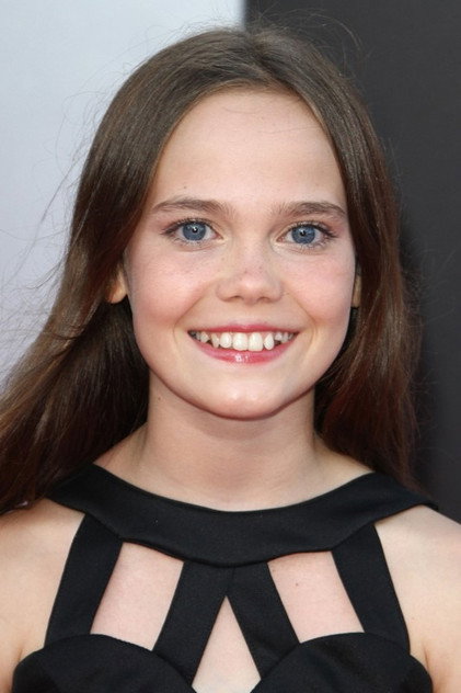 Oona Laurence - 4