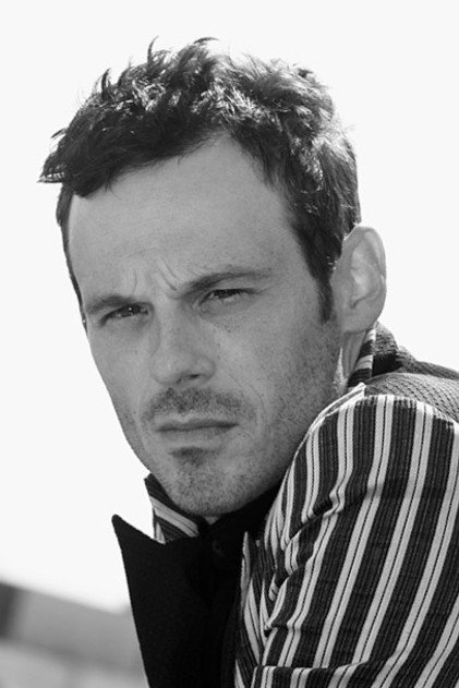 Scoot McNairy - 11