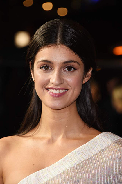 Anya Chalotra - 6