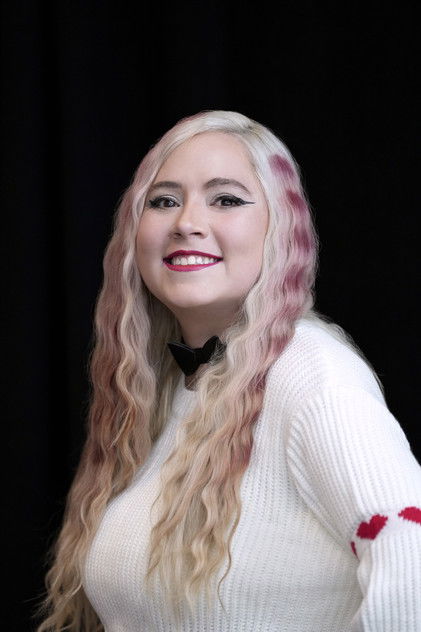 Аватар персоны Vivienne Medrano