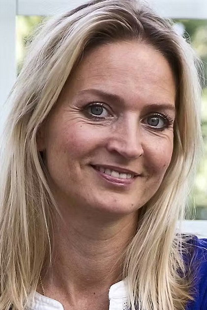 Annette Heick - 17