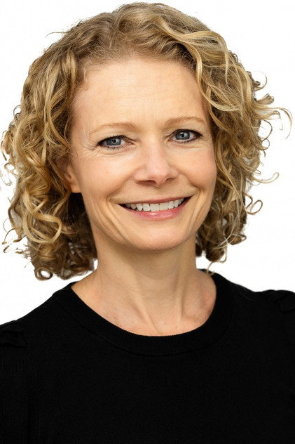 Paula Hunt