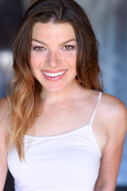 Nicolette Sweeney photo 4