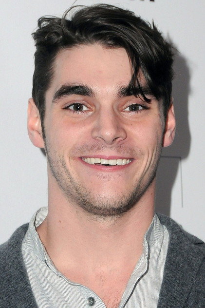 RJ Mitte - 4