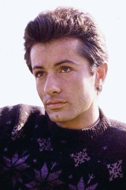 George Chakiris - 8