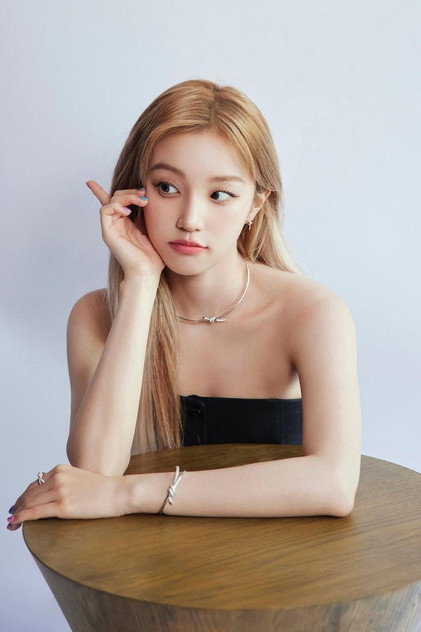 Song Yuqi - 7