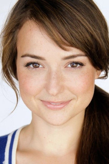 Milana Vayntrub - 4