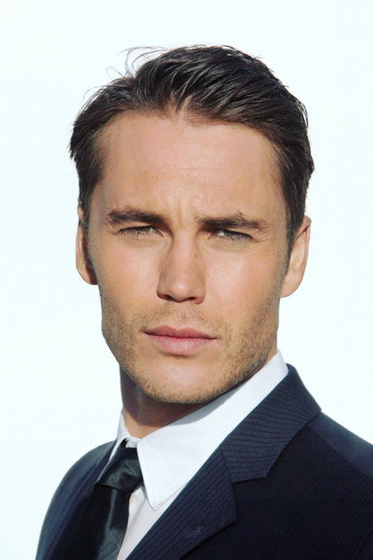 Taylor Kitsch - 10