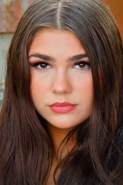 Aria Taylor photo 2