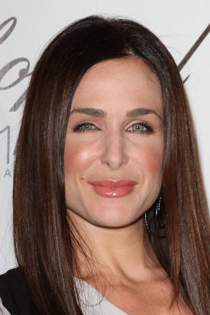 Danielle Bisutti - 10