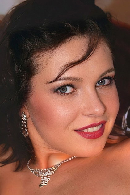 Julia Larot photo 3